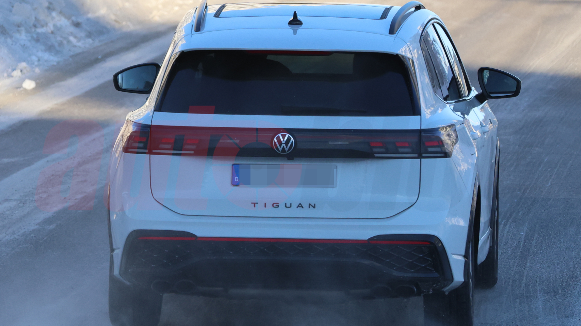 2027 Volkswagen Tiguan R spy shot